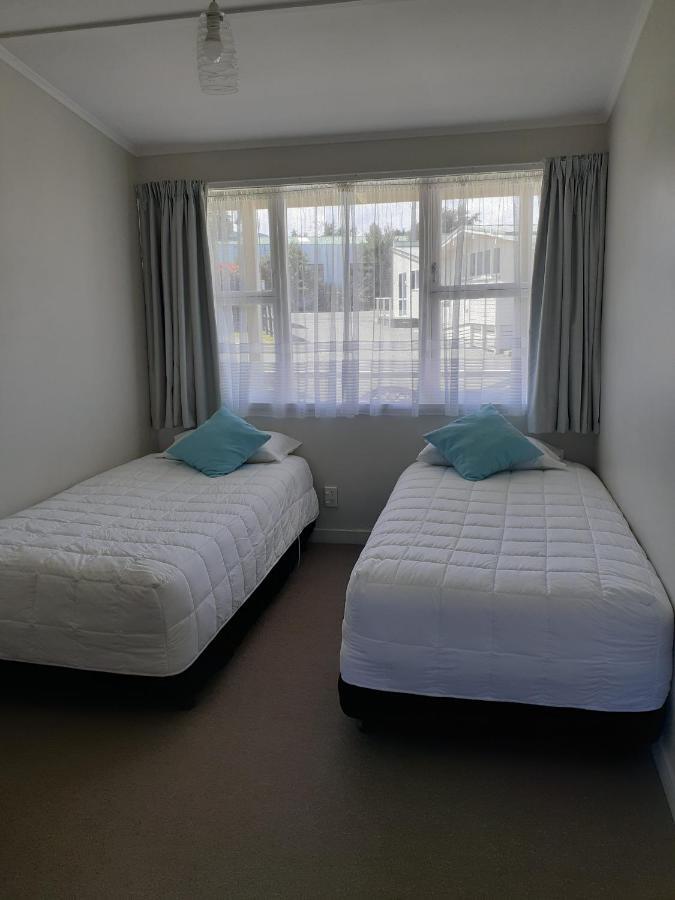 Featherston Motels And Camping Εξωτερικό φωτογραφία
