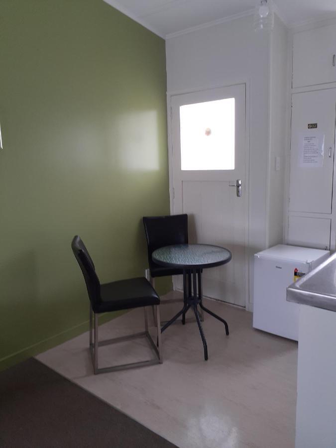 Featherston Motels And Camping Εξωτερικό φωτογραφία